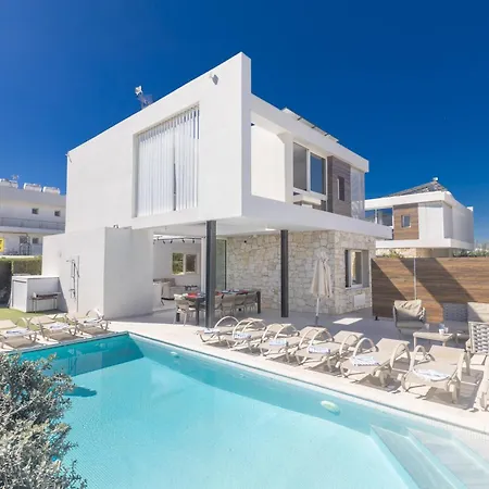 Kube Luxury Ayia Napa