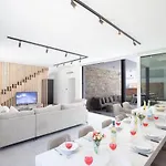 Villa Kube Luxury