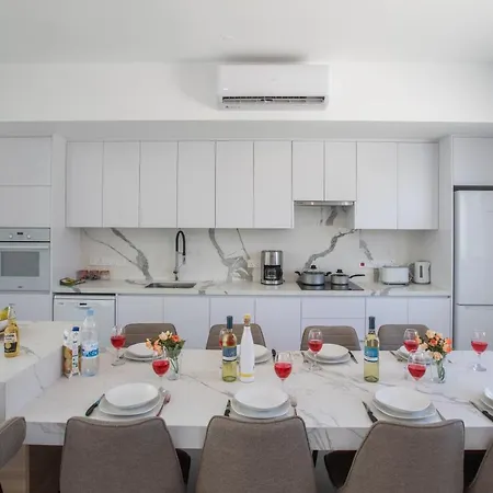 Villa Kube Luxury Ayia Napa