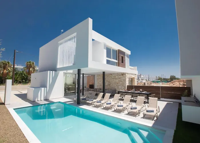 Kube Luxury Villa Agia Napa